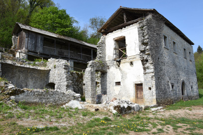 Breznik pri Črnomlju - Dvorec Turn