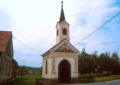 Krapje - Vaška kapela v Zgornjem Krapju
