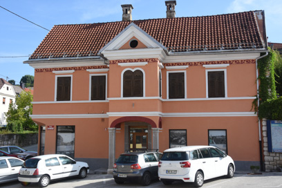 Metlika - Hiša Trg svobode 6