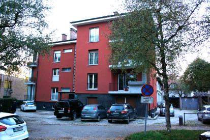 Ljubljana - Stanovanjski blok Emonska 18