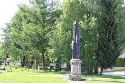 Kokrica - Spomenik miru in prijateljstva