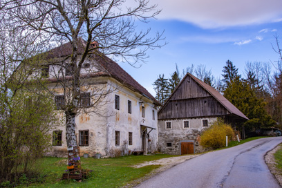 Godovič - Domačija pri Cestniku