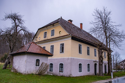 Črni Vrh nad Idrijo - Hiša Črni Vrh 1