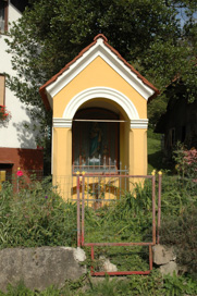 Knezdol - Kapelica pri hiši Knezdol 35