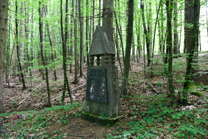 Hudeje - Spomenik NOB