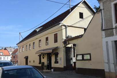 Metlika - Hiša Mestni trg 28