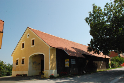 Polenci - Šegulovo gospodarsko poslopje