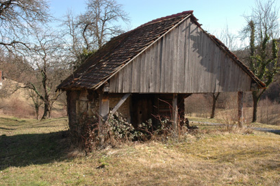 Pirešica - Sušilnica za sadje na domačiji Pirešica 23