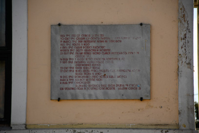 Otočec - Spominska plošča NOB