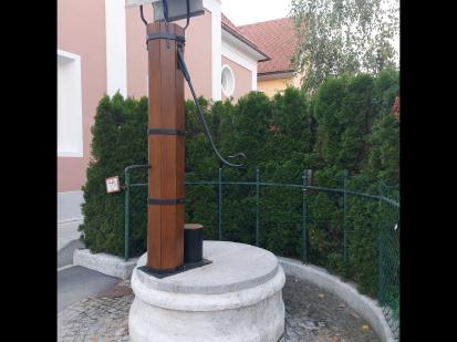 Škofja Loka - Vodnjak na Spodnjem trgu
