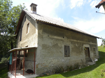 Črni Vrh pri Taboru - Sušilnica na domačiji Črni Vrh 26