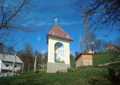 Zgornji Porčič - Trikotno znamenje