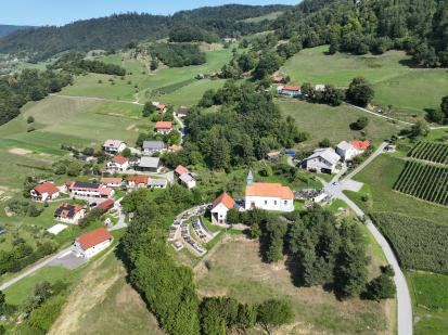 Sveti Jurij pri Donački Gori - Vas