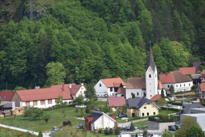 Brezno pri Podvelki - Vaško jedro