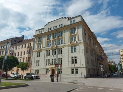 Ljubljana - Palača Župančičeva 3