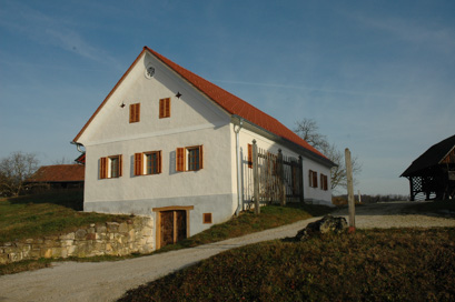Zagrad pri Škocjanu - Domačija Zagrad 4
