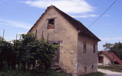 Hrušica na Dolenjskem - Farovška zidanica