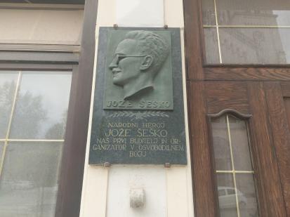 Ribnica - Spominska plošča Jožetu Šešku