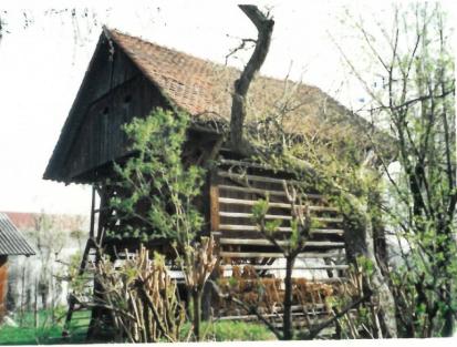 Gomilsko - Kozolec na domačiji Gomilsko 26