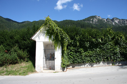 Dovje - Kapelica ob pokopališču