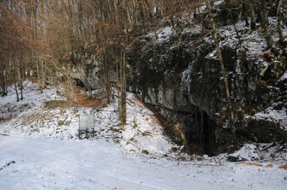 Prečna - Arheološko najdišče Lukenjska jama
