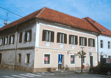 Ljutomer - Hiša Miklošičev trg 4