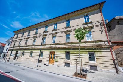 Postojna - Hiša Tržaška 20 in 22