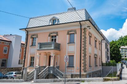 Postojna - Vila Cankarjeva 3
