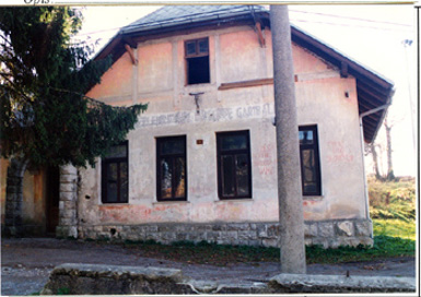 Palčje - Šola