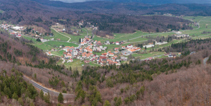 Črni Vrh nad Idrijo - Vas