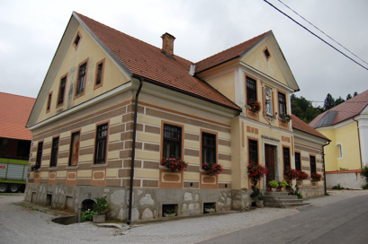 Vrhpolje pri Moravčah - Staro župnišče