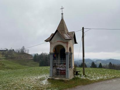 Smrečje - Kapelica blizu domačije Smrečje 44