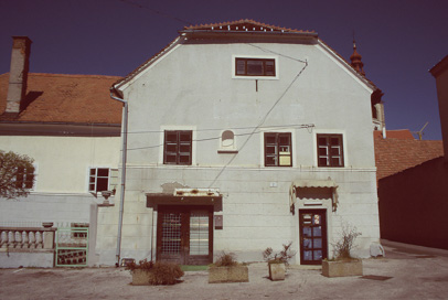 Ptuj - Hiša Vrazov trg 1