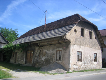 Dolenja vas pri Cerknici - Hiša Dolenja vas 18