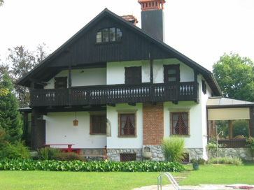 Lesce - Vila Poljska pot 1