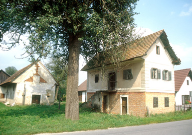 Pleterje pri Kidričevem - Domačija Pleterje 1 in 2