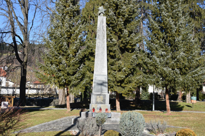 Oplotnica - Spomenik NOB