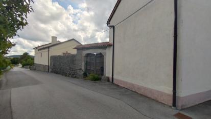 Dolenja vas pri Senožečah - Domačija Dolenja vas 18