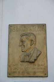 Idrija - Spominska plošča Stanku Bloudku
