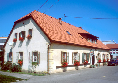 Sladki Vrh - Hiša Sladki Vrh 2a