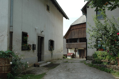 Čebine - Barličeva domačija