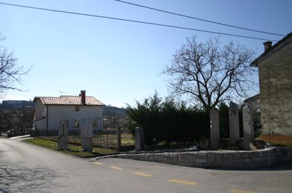 Cesta pri Ajdovščini - Spomenik NOB