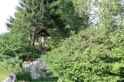 Zgornje Jezersko - Razpelo pod župniščem