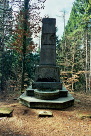 Bled - Spomenik Adolfu Muhru