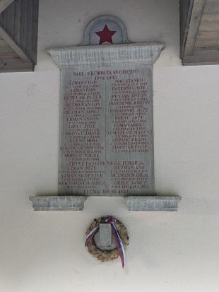 Lancovo - Spominska plošča padlim in žrtvam v NOB