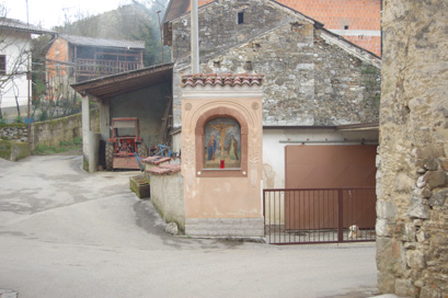 Spodnja Branica - Znamenje