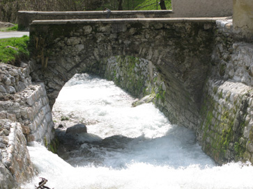Kropa - Most čez Kroparico na Zgornjem Koncu
