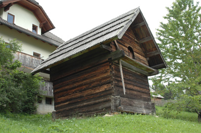 Logarska Dolina - Kašča na domačiji Logarska Dolina 21