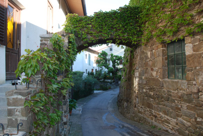 Tabor nad Dornberkom - Vas