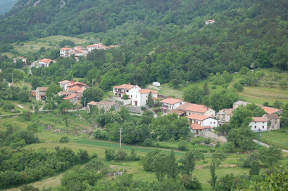 Ravne nad Črničami - Zaselek Ipavci